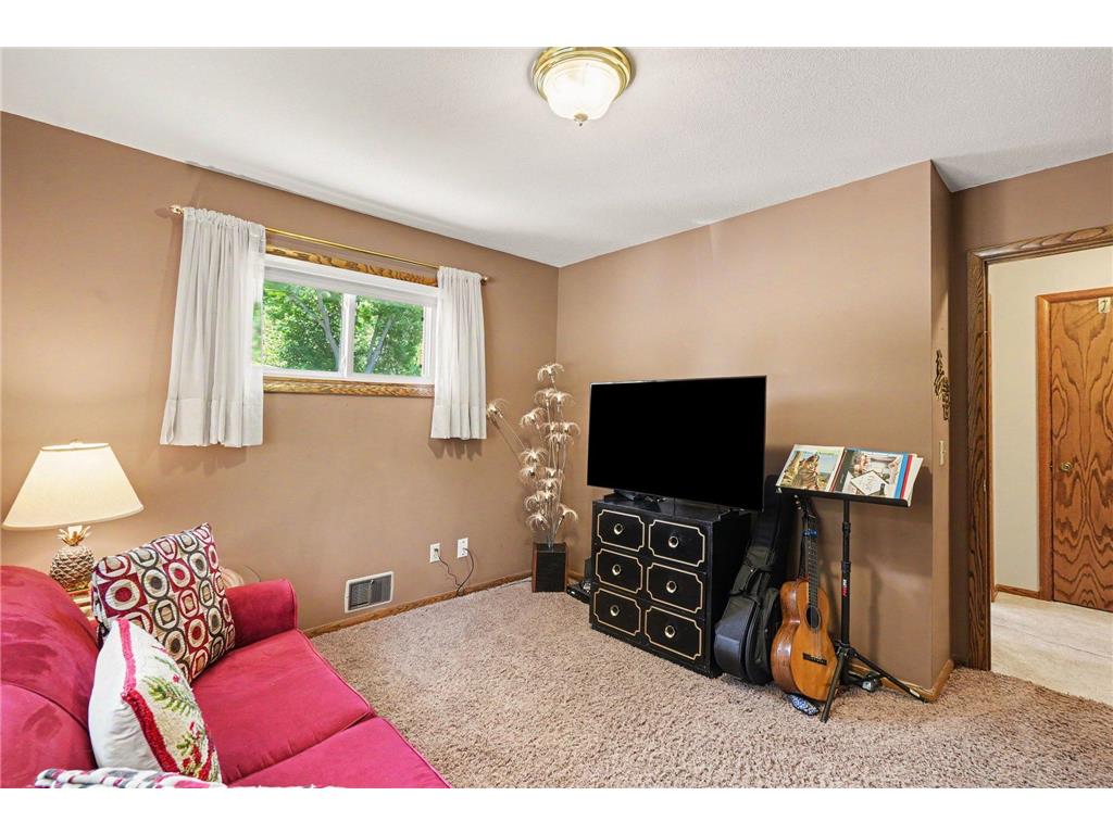 436 Rice Creek Boulevard NE Fridley MN 55432 7106693 image17