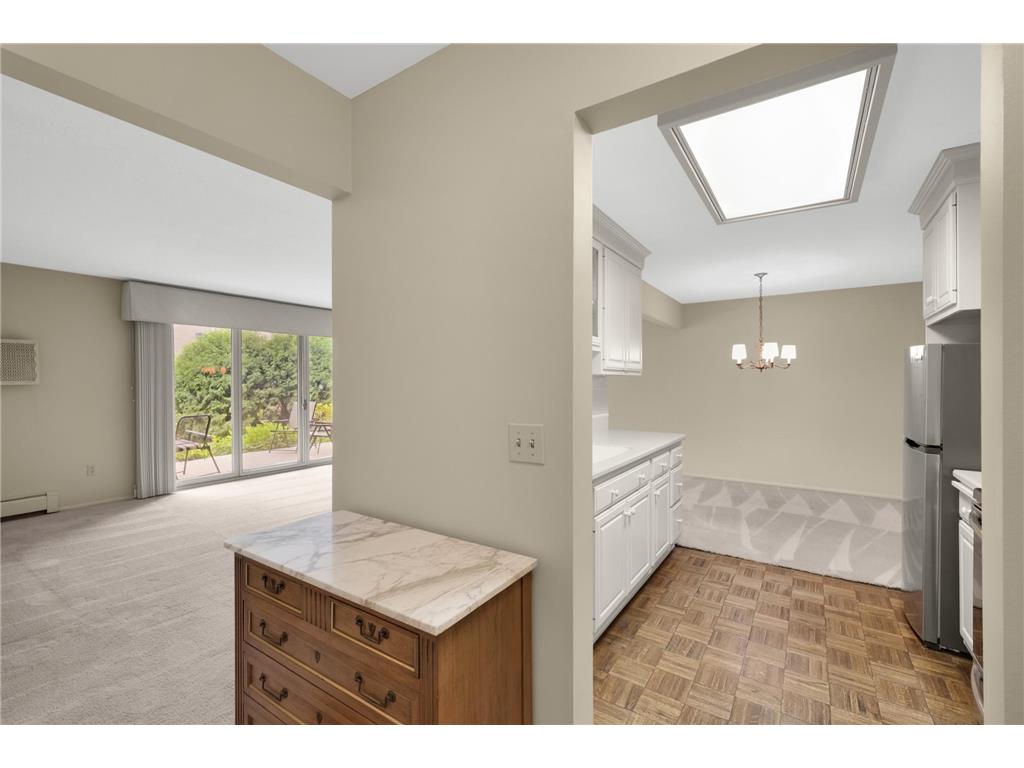 4360 Brookside Court #105 Edina MN 55436 - Minnehaha Creek 7076143 image2
