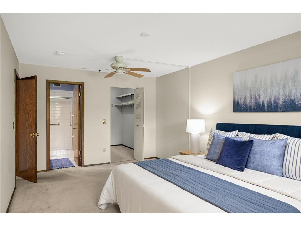 4360 Brookside Court #218 Edina MN 55436 7090036 image12