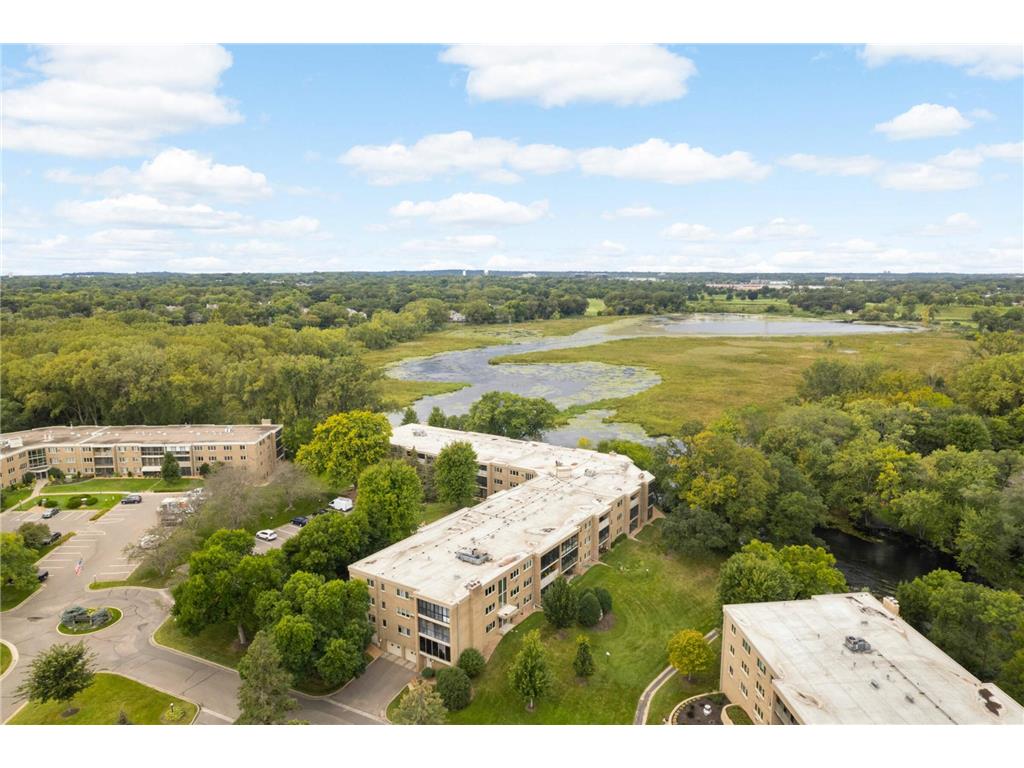 4360 Brookside Court #218 Edina MN 55436 7090036 image17