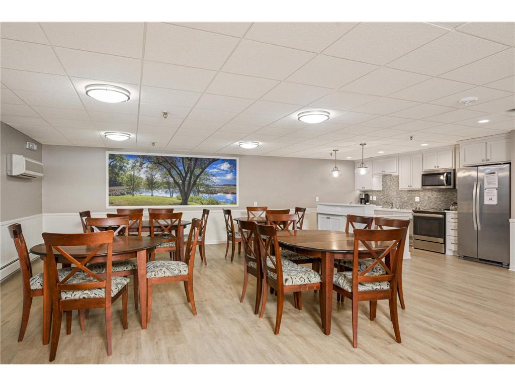 4360 Brookside Court #218 Edina MN 55436 7090036 image21