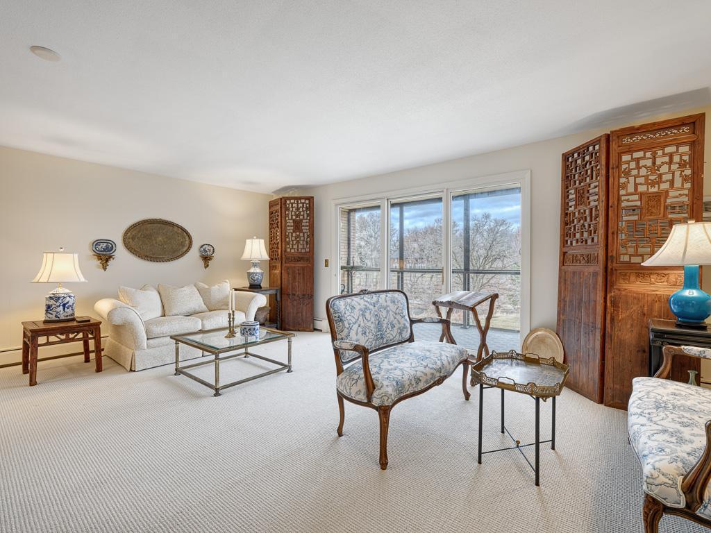 4360 Brookside Court #303 Edina MN 55436 - Minnehaha Creek 6701210 image2