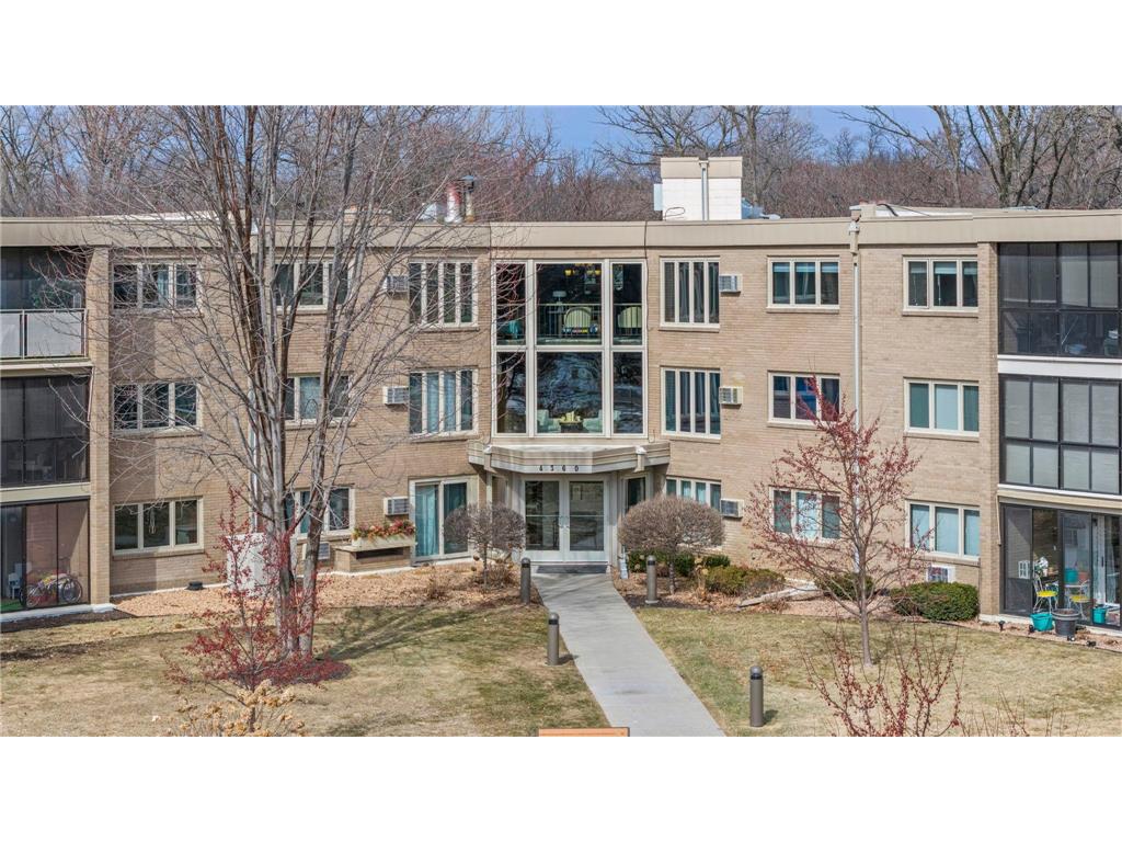 4360 Brookside Court #304 Edina MN 55436 7030232 image1