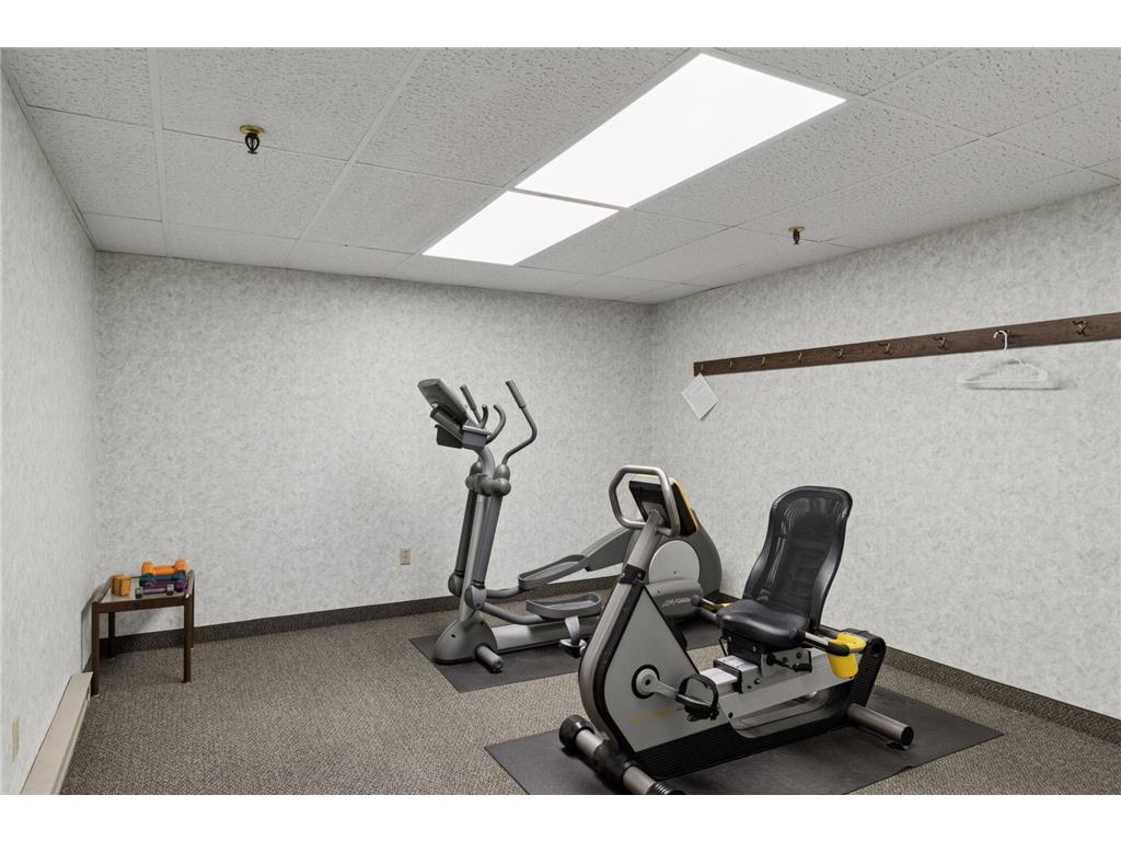 4360 Brookside Court #310 Edina MN 55436 - Minnehaha Creek 7006413 image22