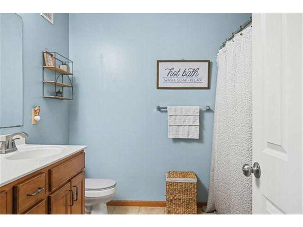 4360 Bulrush Boulevard Shakopee MN 55379 7054242 image10