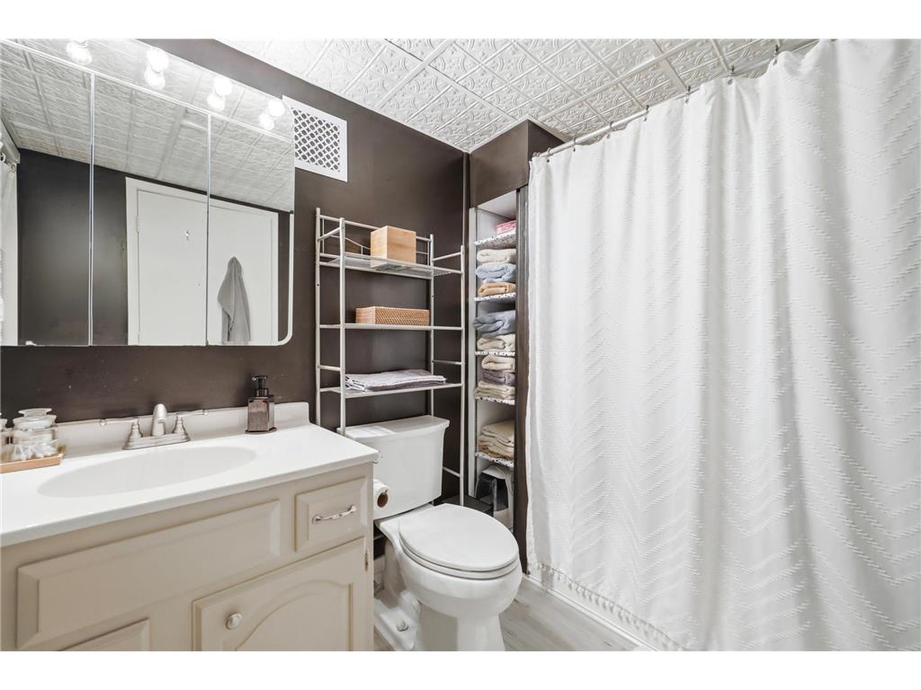 4361 Bear Path Trail Eagan MN 55122 7052100 image22