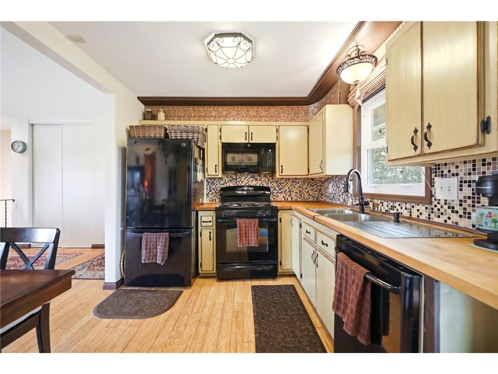 4361 Bear Path Trail Eagan MN 55122 7052100 image7