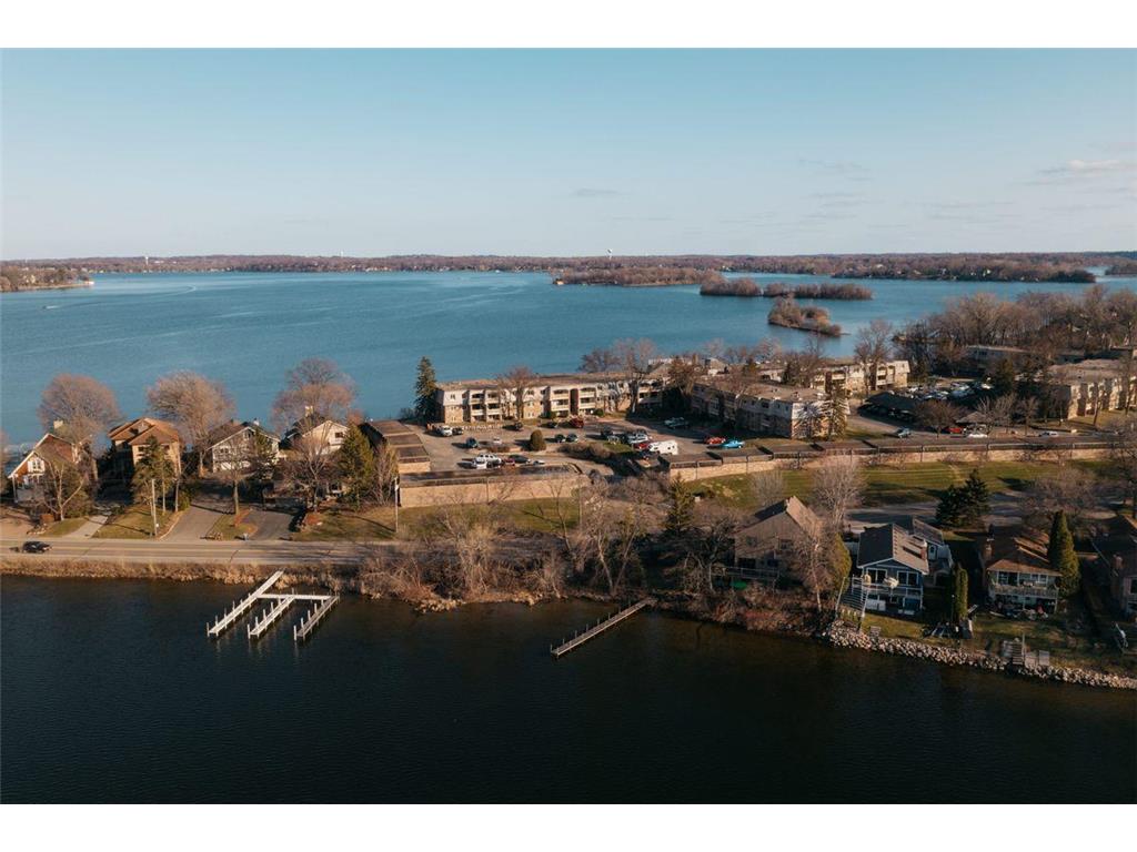 4363 Wilshire Boulevard #111 Mound MN 55364 - Lake Minnetonka 6394672 image1