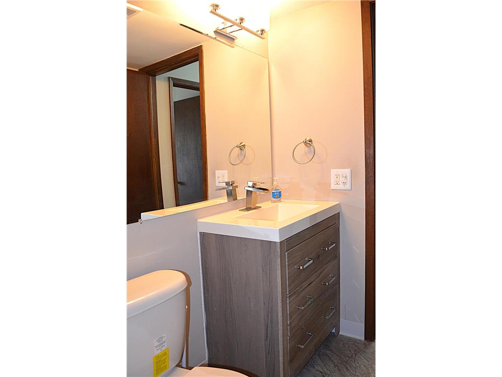 4363 Wilshire Boulevard #302 Mound MN 55364 - Lake Minnetonka 7077271 image10