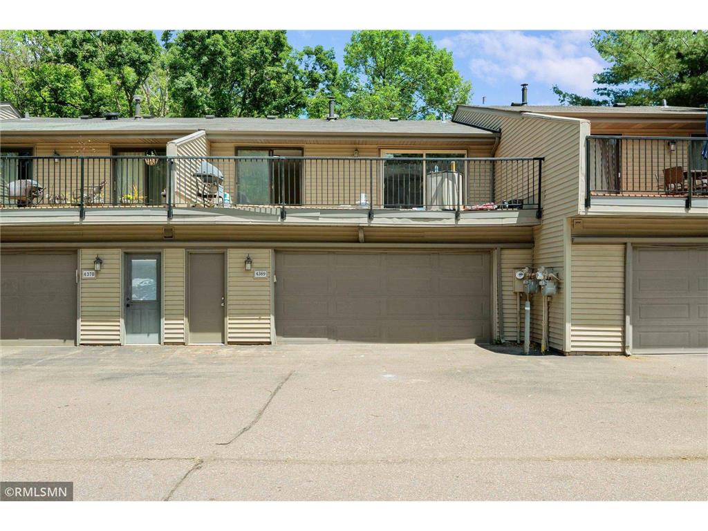 4369 Arden View Court Arden Hills MN 55112 6552976 image1