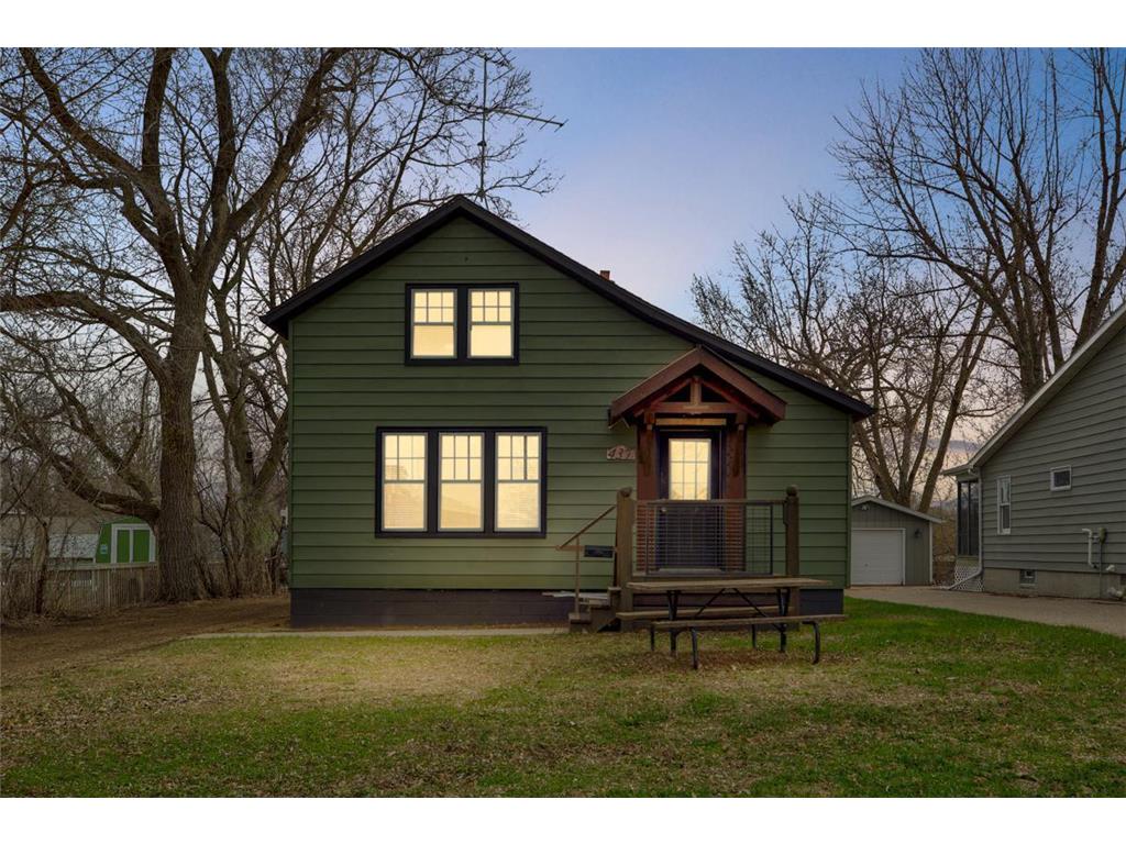 437 8th Street Windom MN 56101 6363097 image1