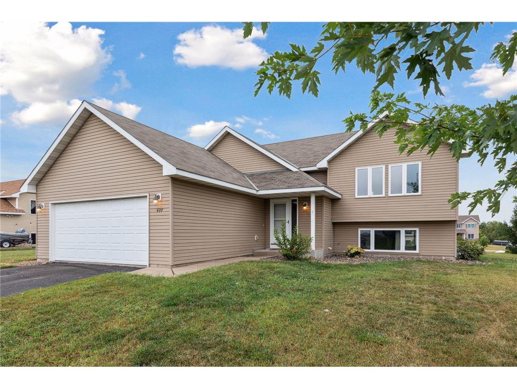 437 Abby Lane, Somerset, WI 54025 MLS 6426027 Edina Realty