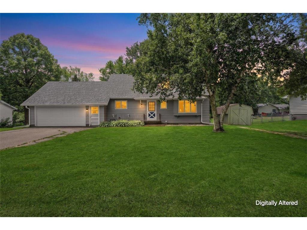 437 W Elm Street Ellsworth WI 54011 7093909 image2