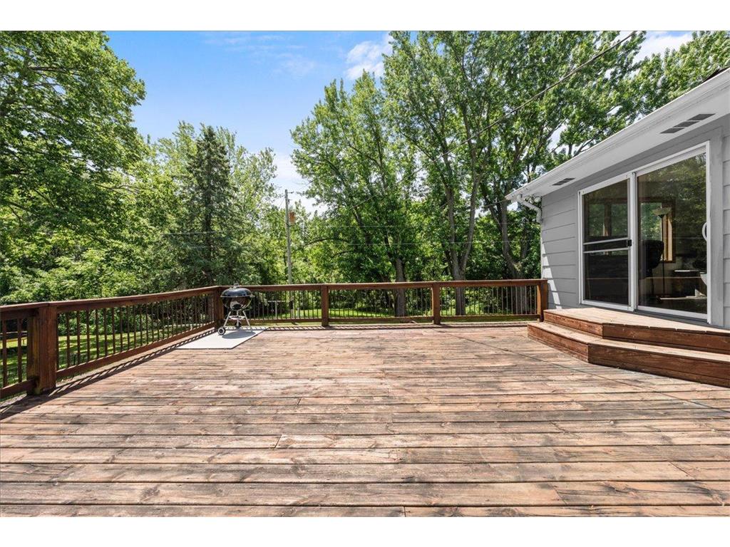 437 W Elm Street Ellsworth WI 54011 7093909 image32