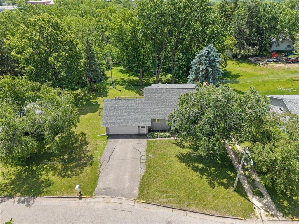 437 W Elm Street Ellsworth WI 54011 7093909 image33