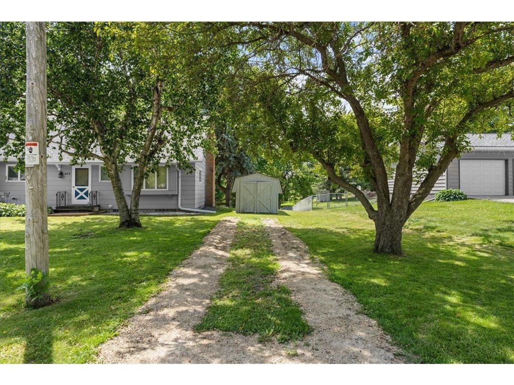 437 W Elm Street Ellsworth WI 54011 7093909 image4