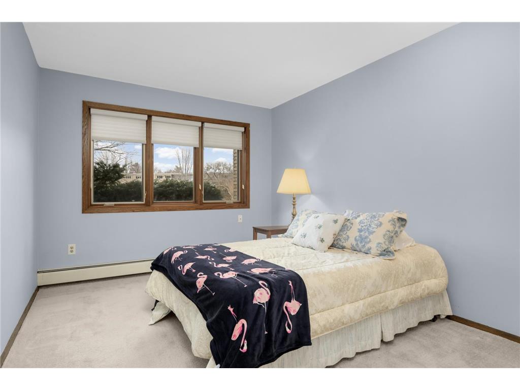 4370 Brookside Court #106 Edina MN 55436 - Minnehaha Creek 7012035 image26