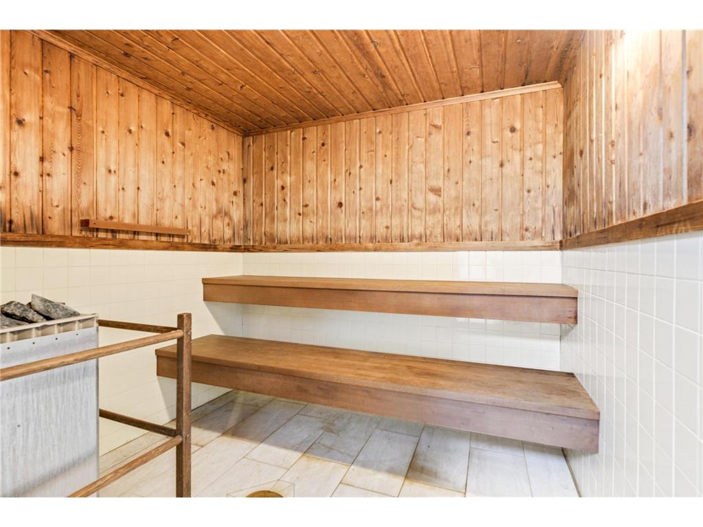 4370 Brookside Court #106 Edina MN 55436 - Minnehaha Creek 7012035 image32