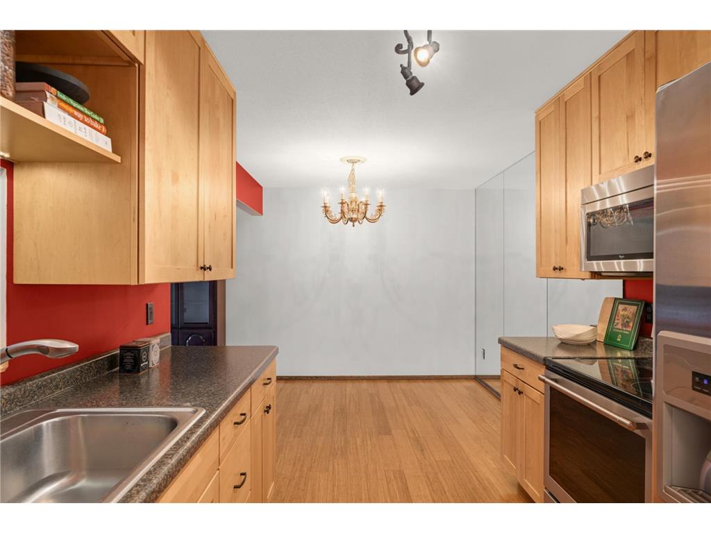 4370 Brookside Court #203 Edina MN 55436 7038595 image21
