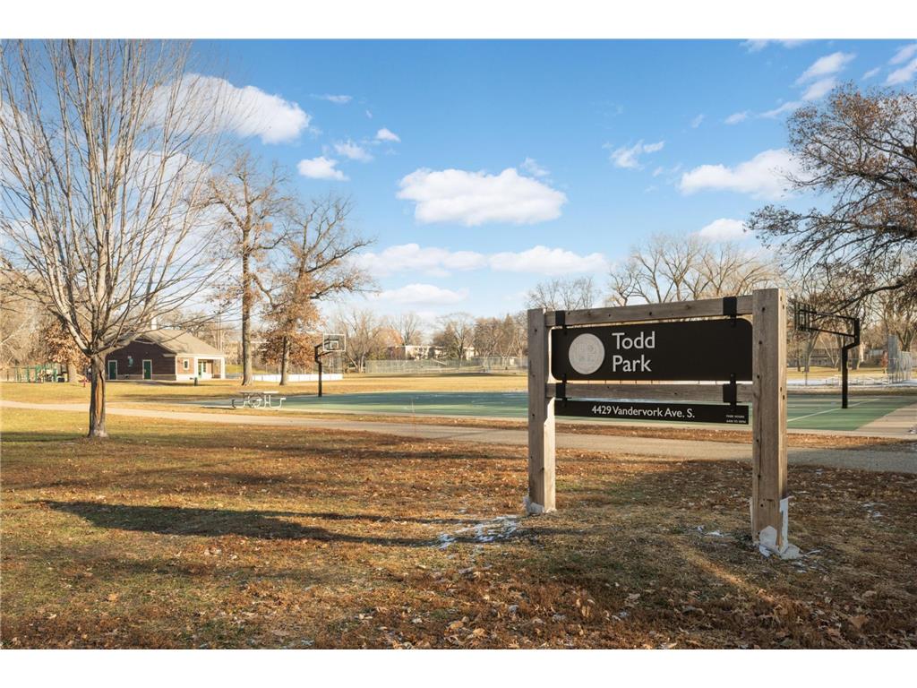 4370 Brookside Court #203 Edina MN 55436 7038595 image32