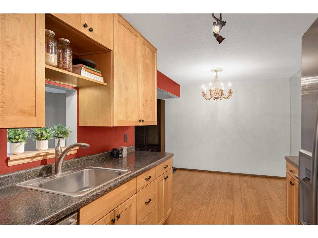 4370 Brookside Court #203 Edina MN 55436 7038595 image9