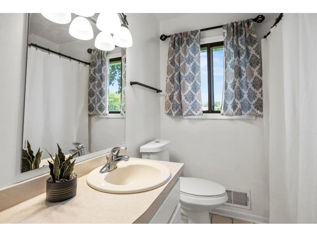 4370 Nicols Road Eagan MN 55122 7013606 image17