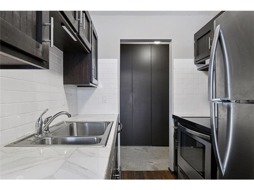 4371 Wilshire Boulevard #308 Mound MN 55364 - Lake Minnetonka 7000471 image16