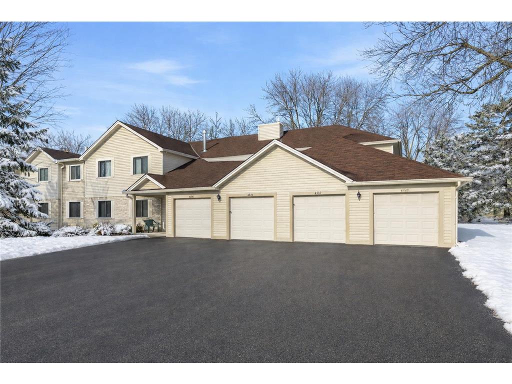 4372 Buckingham Court Vadnais Heights MN 55127 6819807 image1