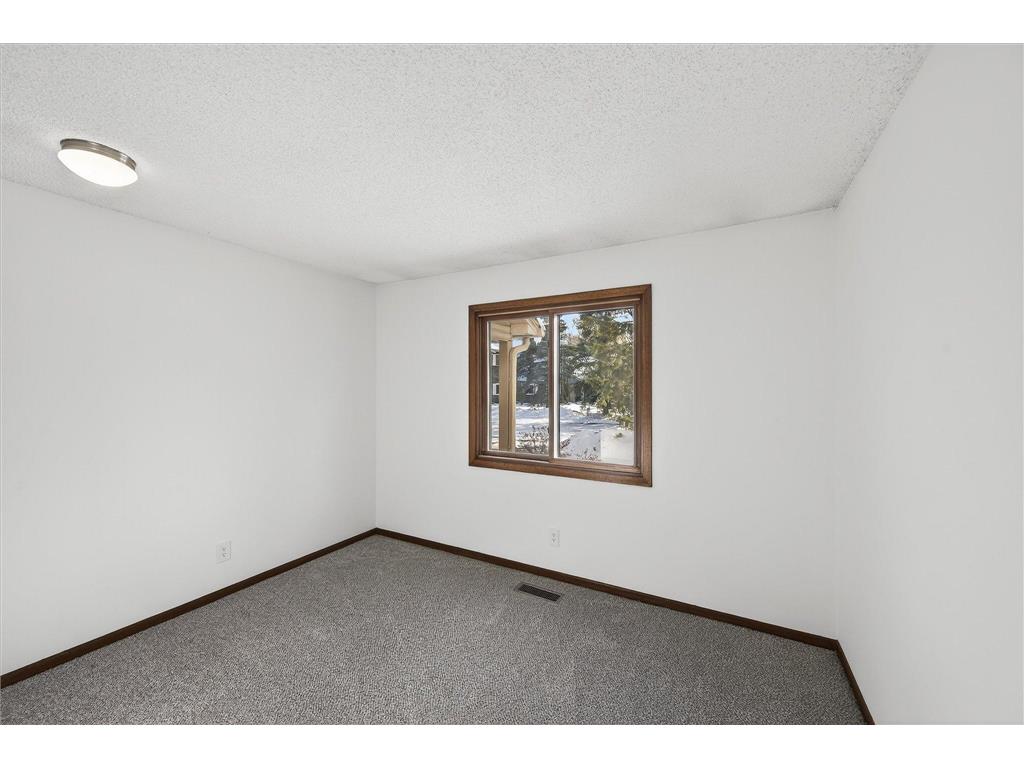 4372 Buckingham Court Vadnais Heights MN 55127 6819807 image24