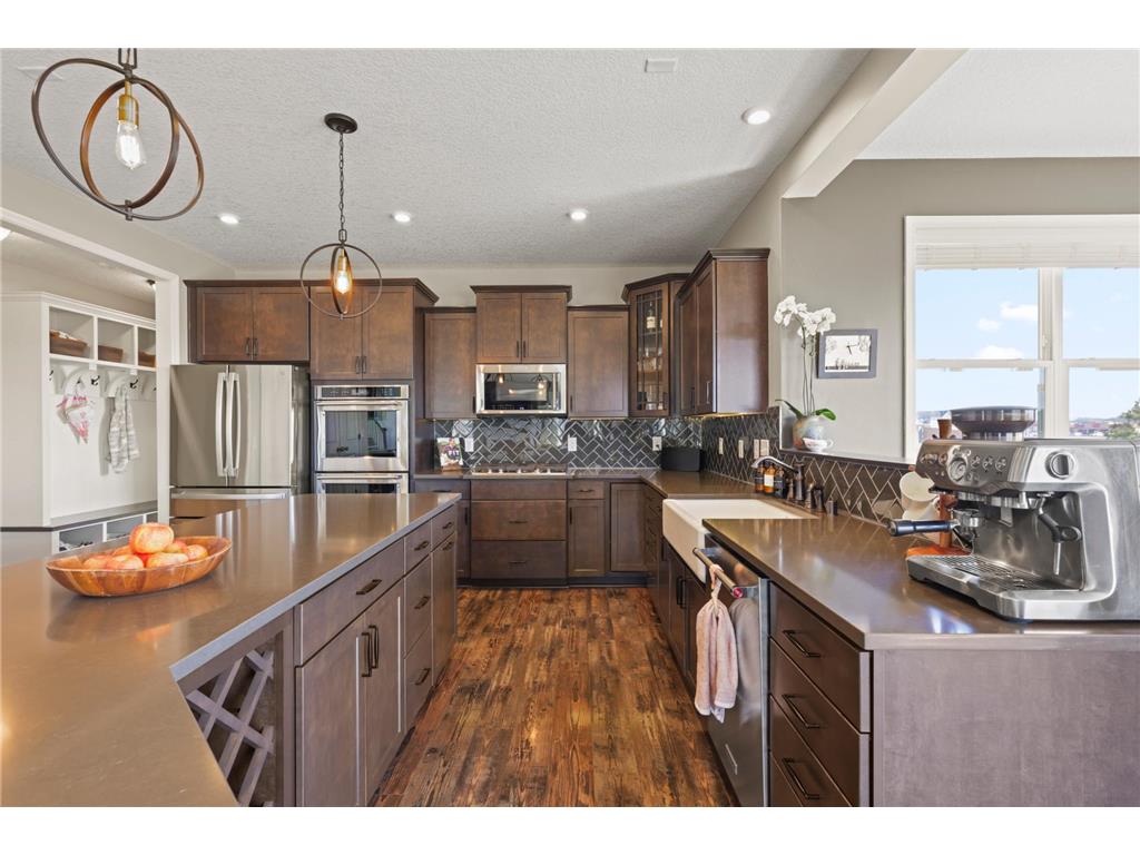 4377 Parkview Circle Anoka MN 55303 7017518 image10