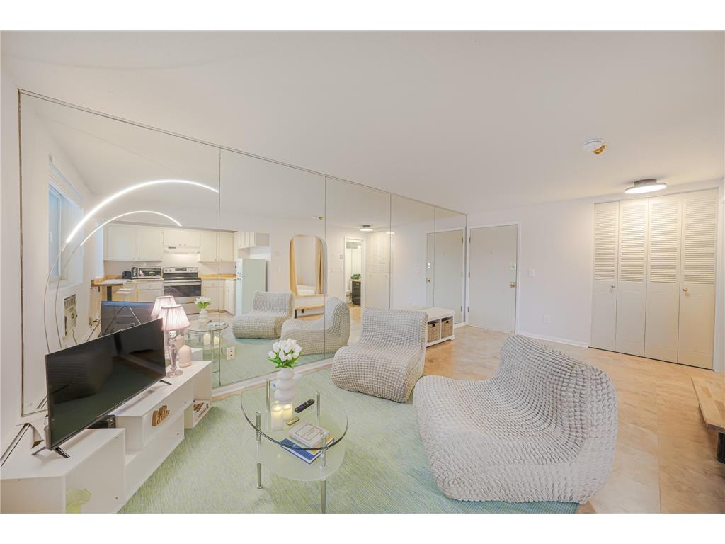 4379 Wilshire Boulevard #104 Mound MN 55364 - Lake Minnetonka 6821317 image1