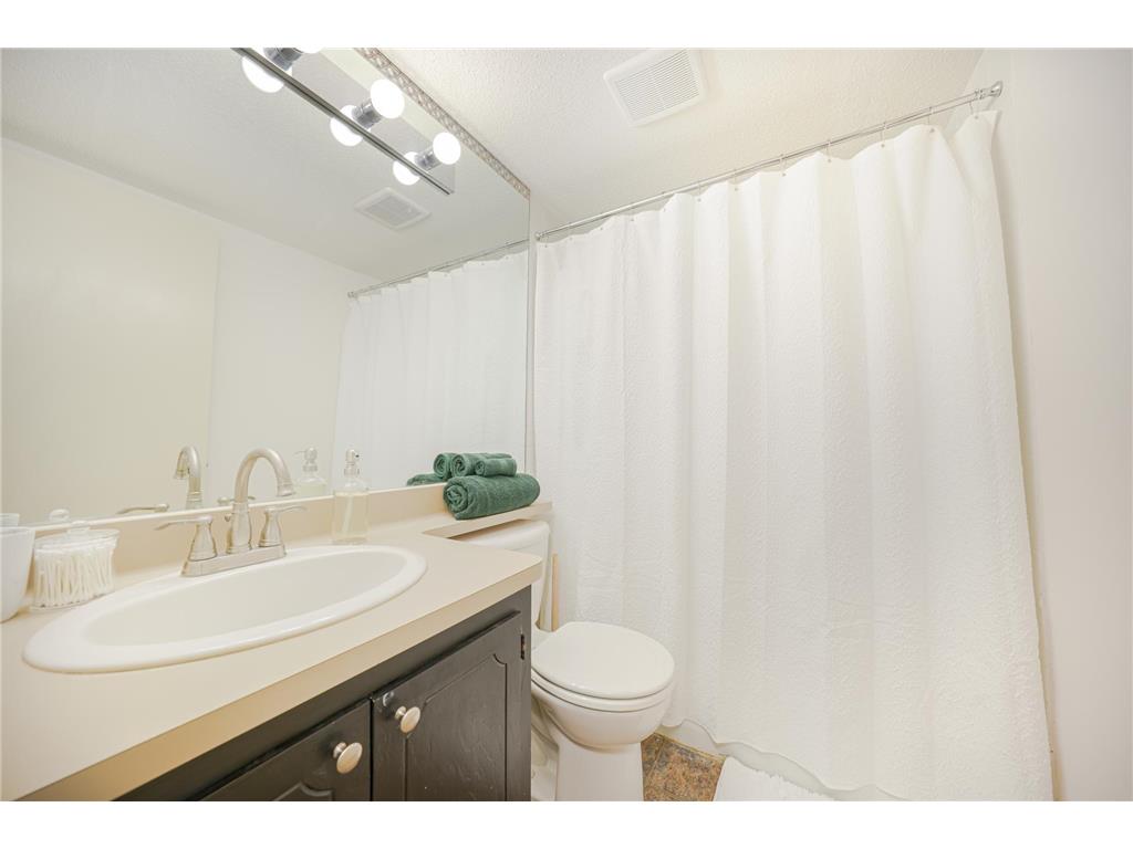 4379 Wilshire Boulevard #104 Mound MN 55364 - Lake Minnetonka 6821317 image8