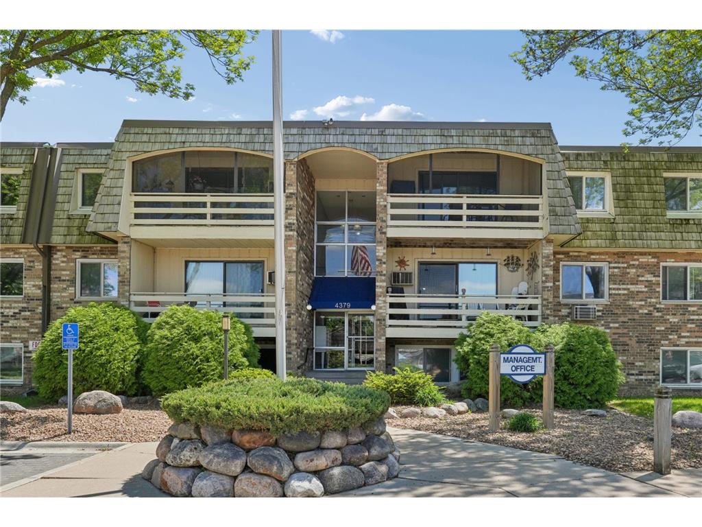 4379 Wilshire Boulevard #208 Mound MN 55364 - Lake Minnetonka 7073927 image1