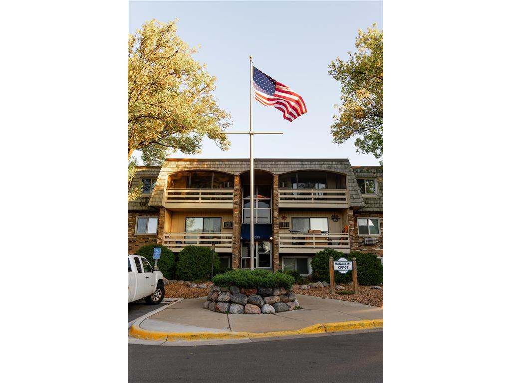 4379 Wilshire Boulevard #312 Mound MN 55364 - Lake Minnetonka 6483355 image1