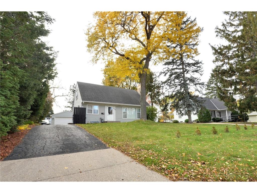 438 Bernard Street E West Saint Paul MN 55118 6454106 image1