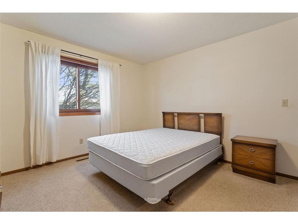 438 Etna Street #103 Saint Paul MN 55106 7064425 image14