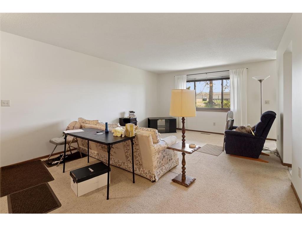 438 Etna Street #103 Saint Paul MN 55106 7064425 image4