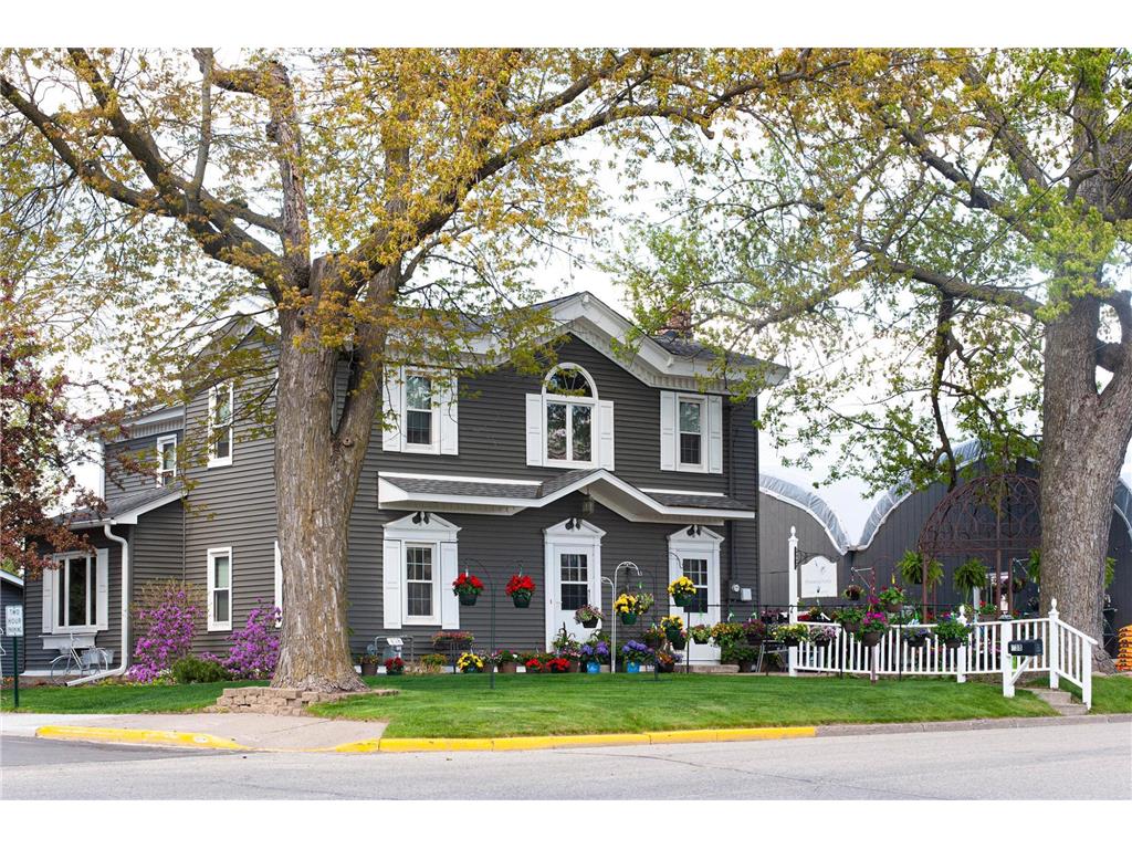 438 W Kinne Street Ellsworth WI 54011 7059292 image1