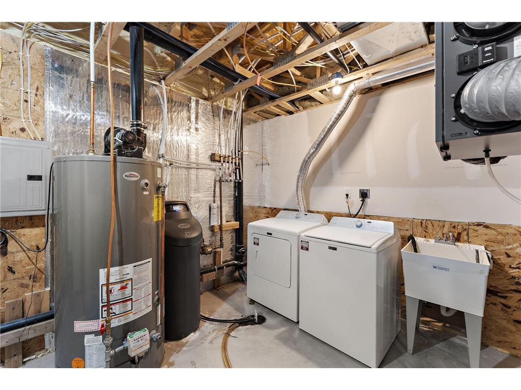 438 Wildwood Road Mahtomedi MN 55115 7026876 image53