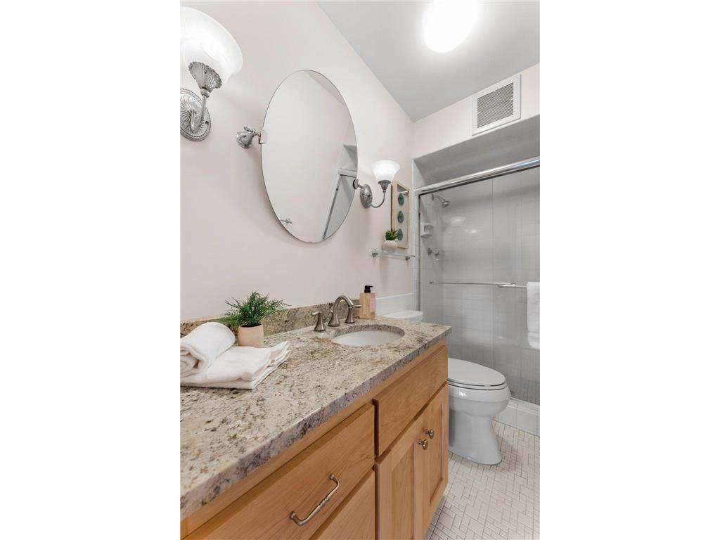 4380 Brookside Court #103 Edina MN 55436 7002701 image15