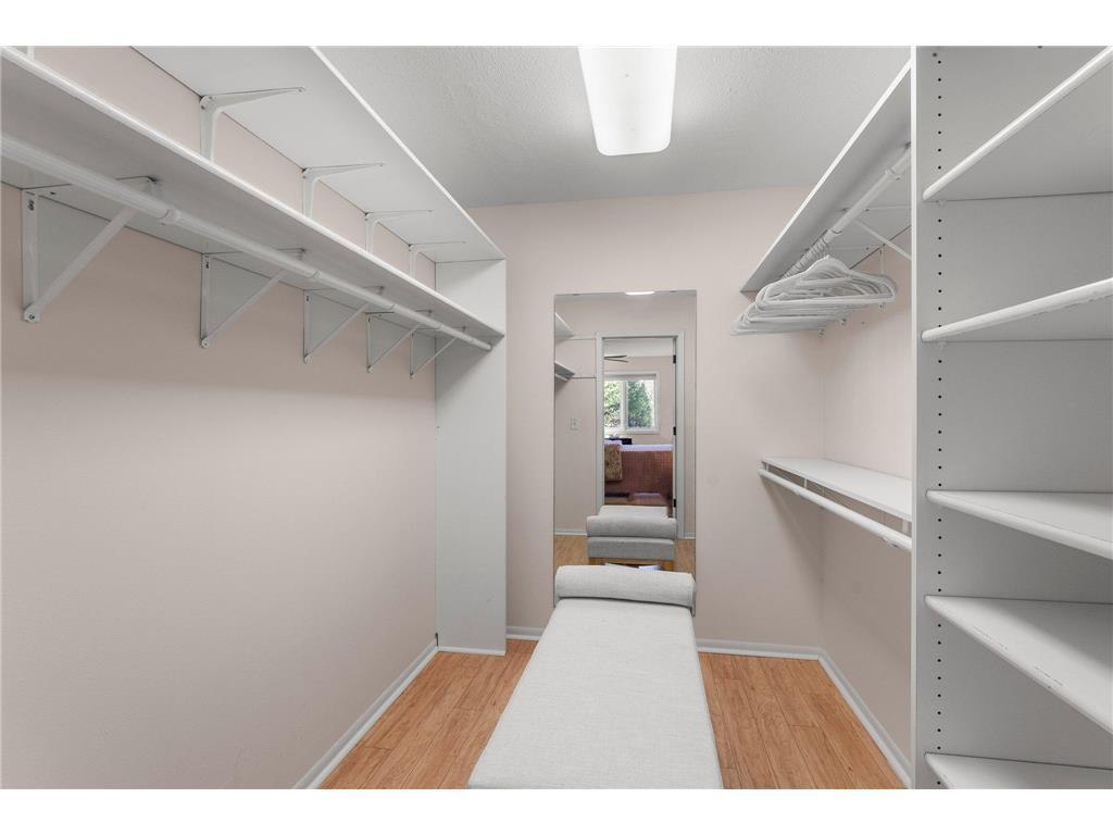 4380 Brookside Court #103 Edina MN 55436 7002701 image36