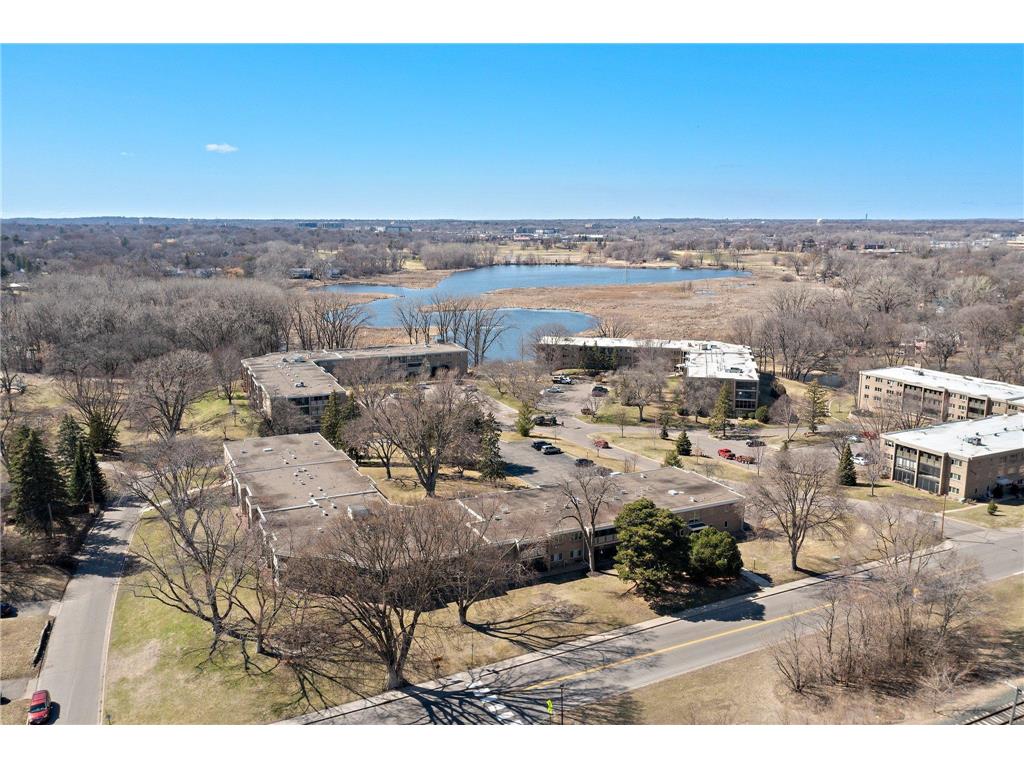 4380 Brookside Court #103 Edina MN 55436 7002701 image39