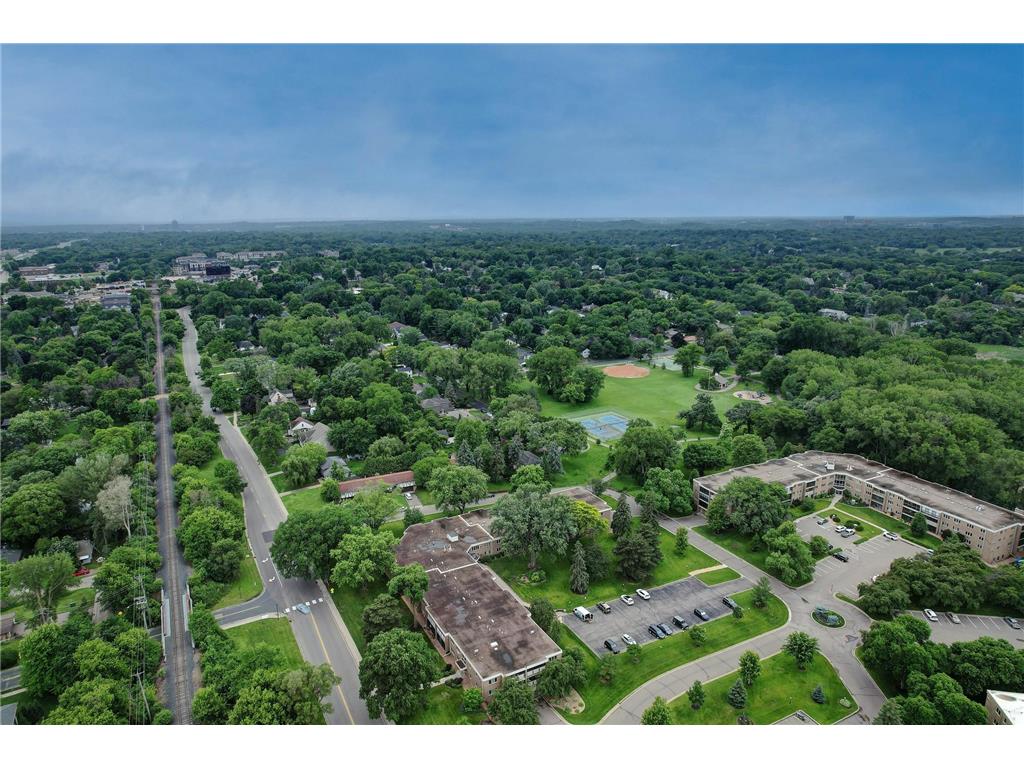 4380 Brookside Court #116 Edina MN 55436 6788694 image27