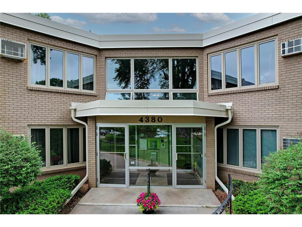 4380 Brookside Court #116 Edina MN 55436 6788694 image3