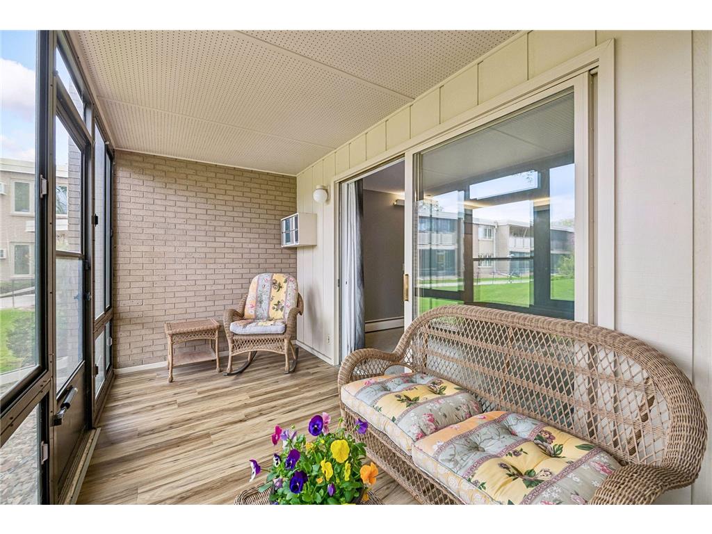 4380 Brookside Court #116 Edina MN 55436 7066002 image12