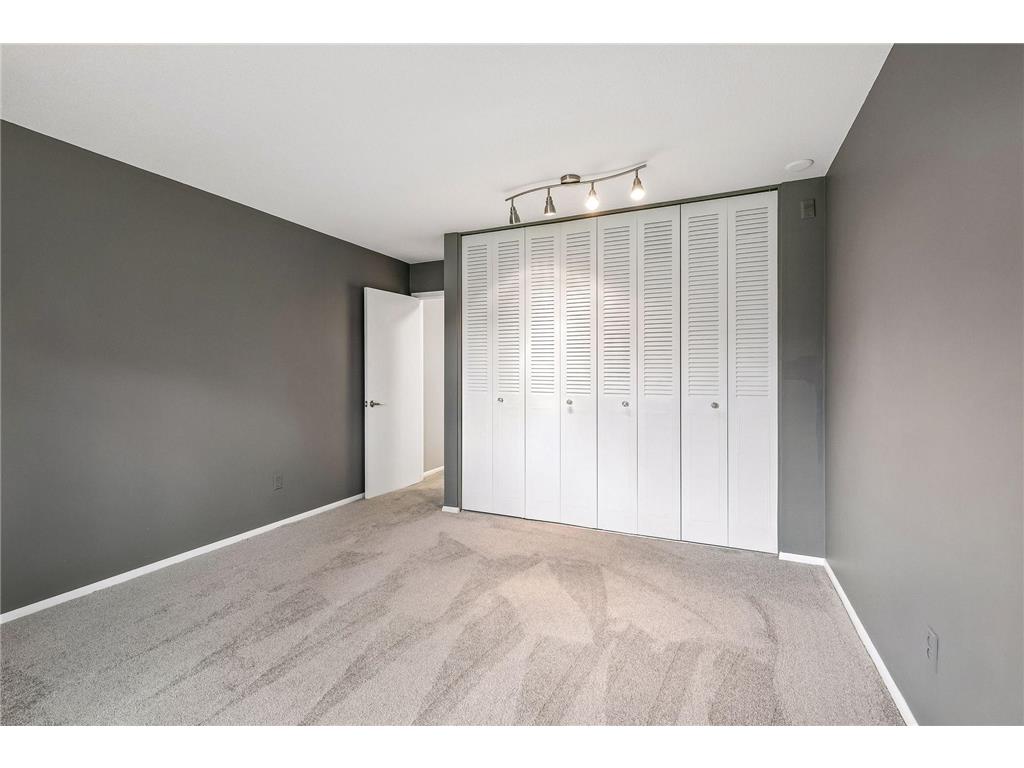 4380 Brookside Court #116 Edina MN 55436 7066002 image15