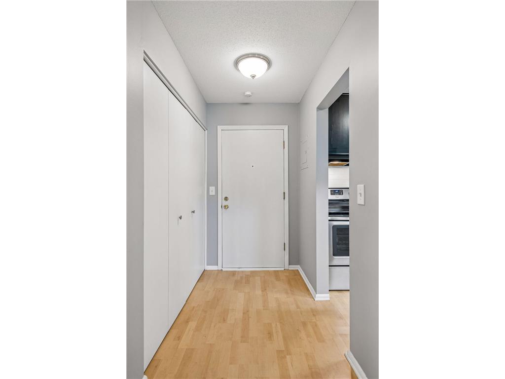 4380 Brookside Court #116 Edina MN 55436 7066002 image17