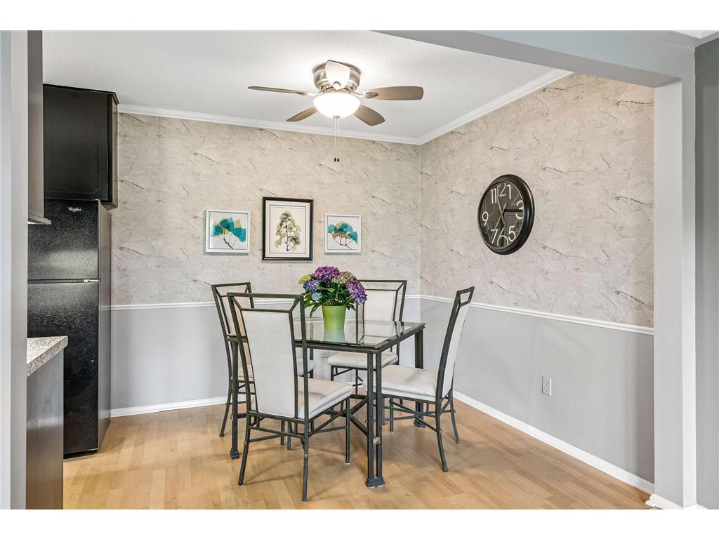 4380 Brookside Court #116 Edina MN 55436 7066002 image6