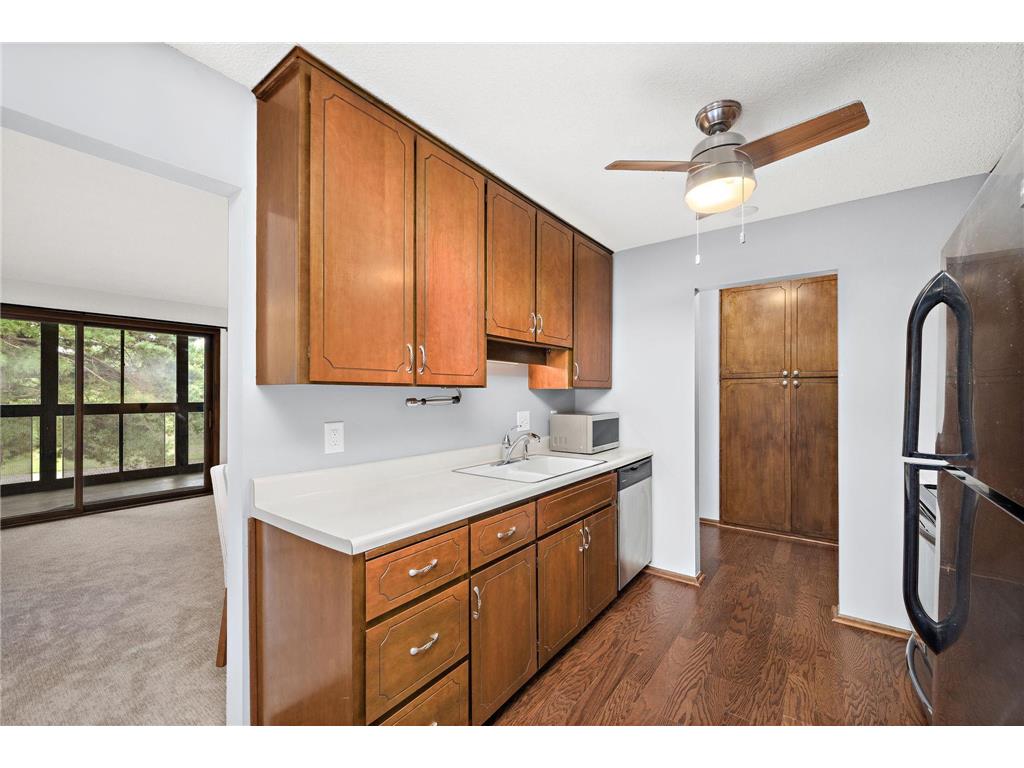 4380 Brookside Court #205 Edina MN 55436 7067933 image12