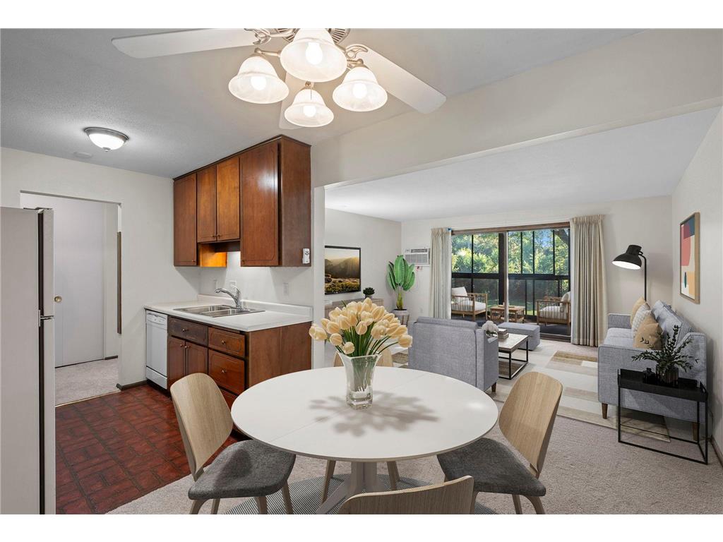 4380 Brookside Court #209 Edina MN 55436 7023045 image1